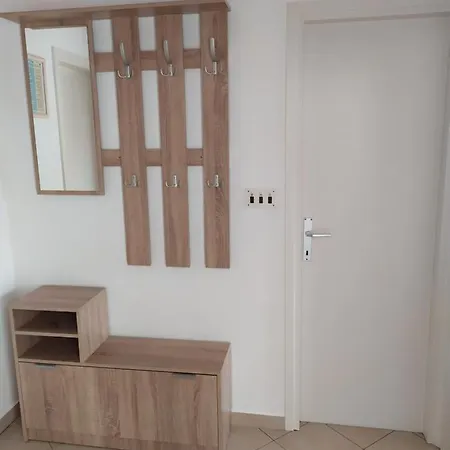 Apartmani Andreja Pag Town Exterior photo