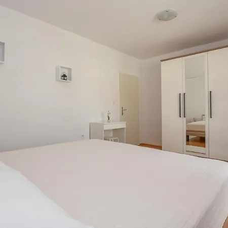 Apartmani Andreja Pag Town Exterior photo
